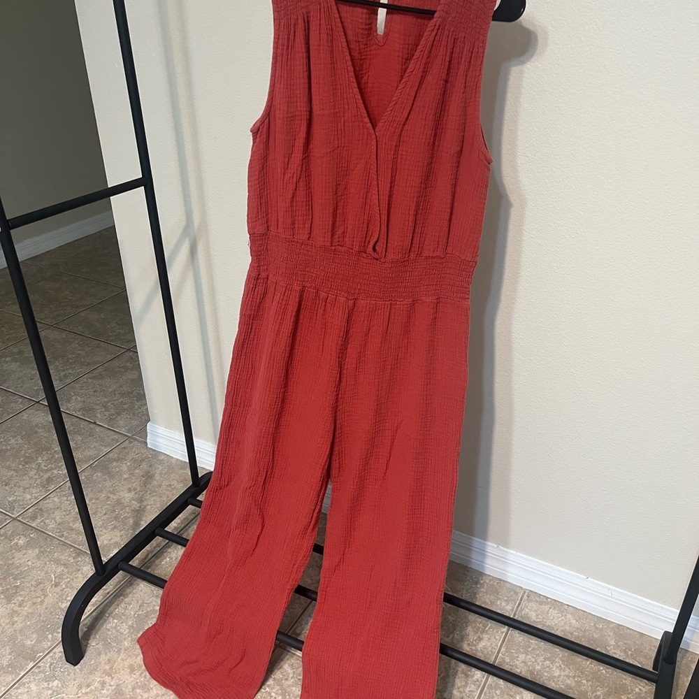 Heroes & Dreamers Red Sleeveless Jumpsuit with Wide-Leg Design